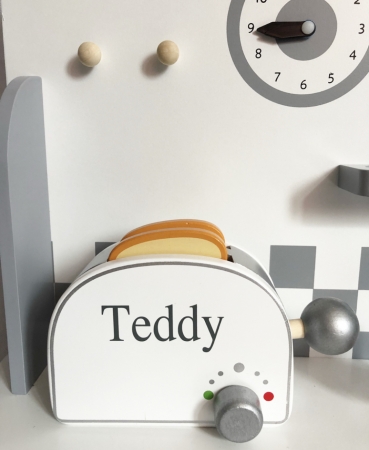 WOODEN PERSONALISED TOASTER SET